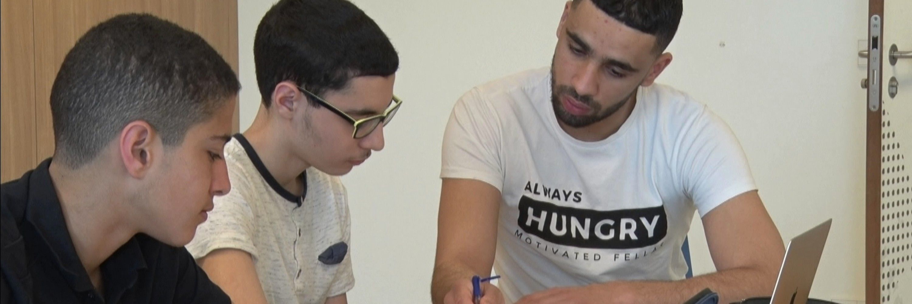 Wil jij iemand helpen met huiswerkbegeleiding?