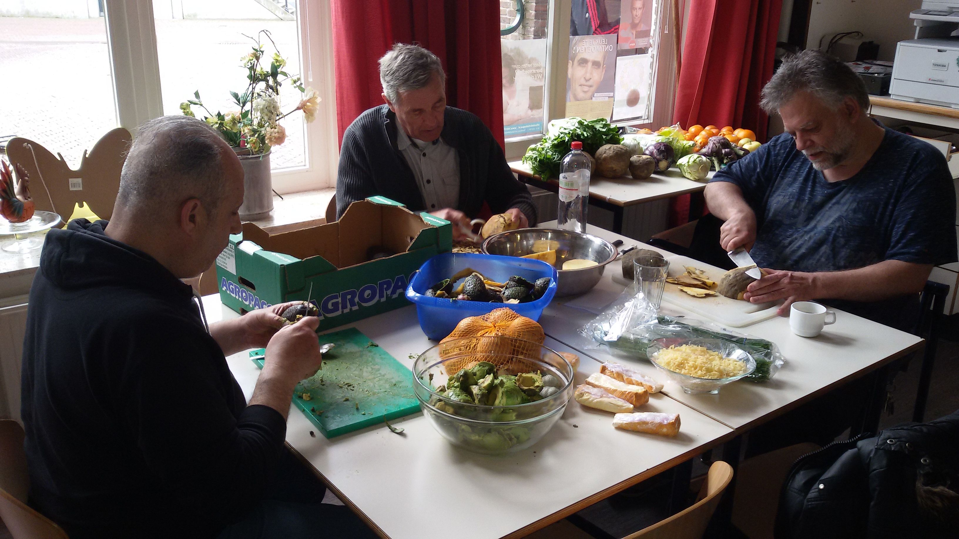  Cooking volunteer wednesday