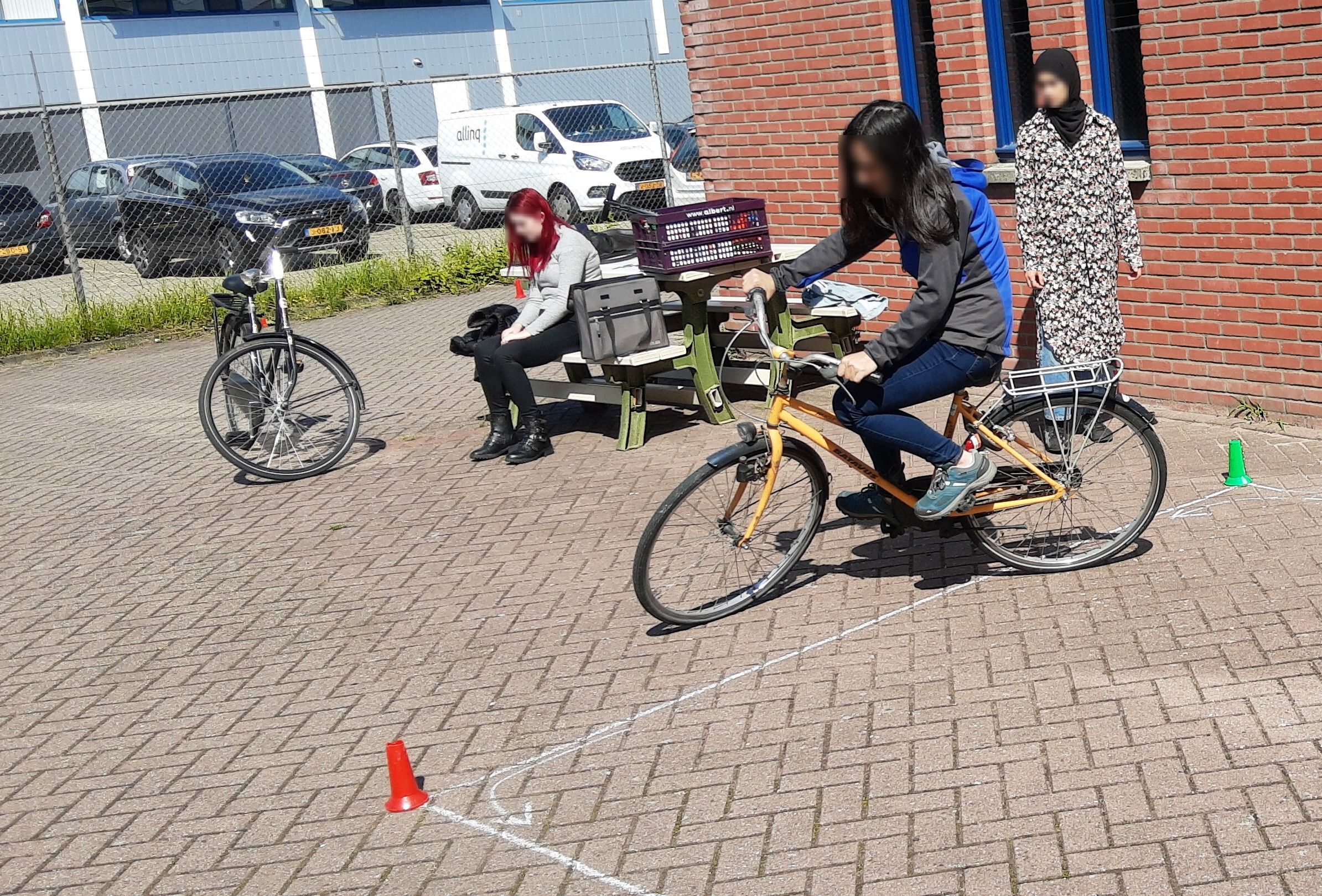  Cycling lessons for status holders