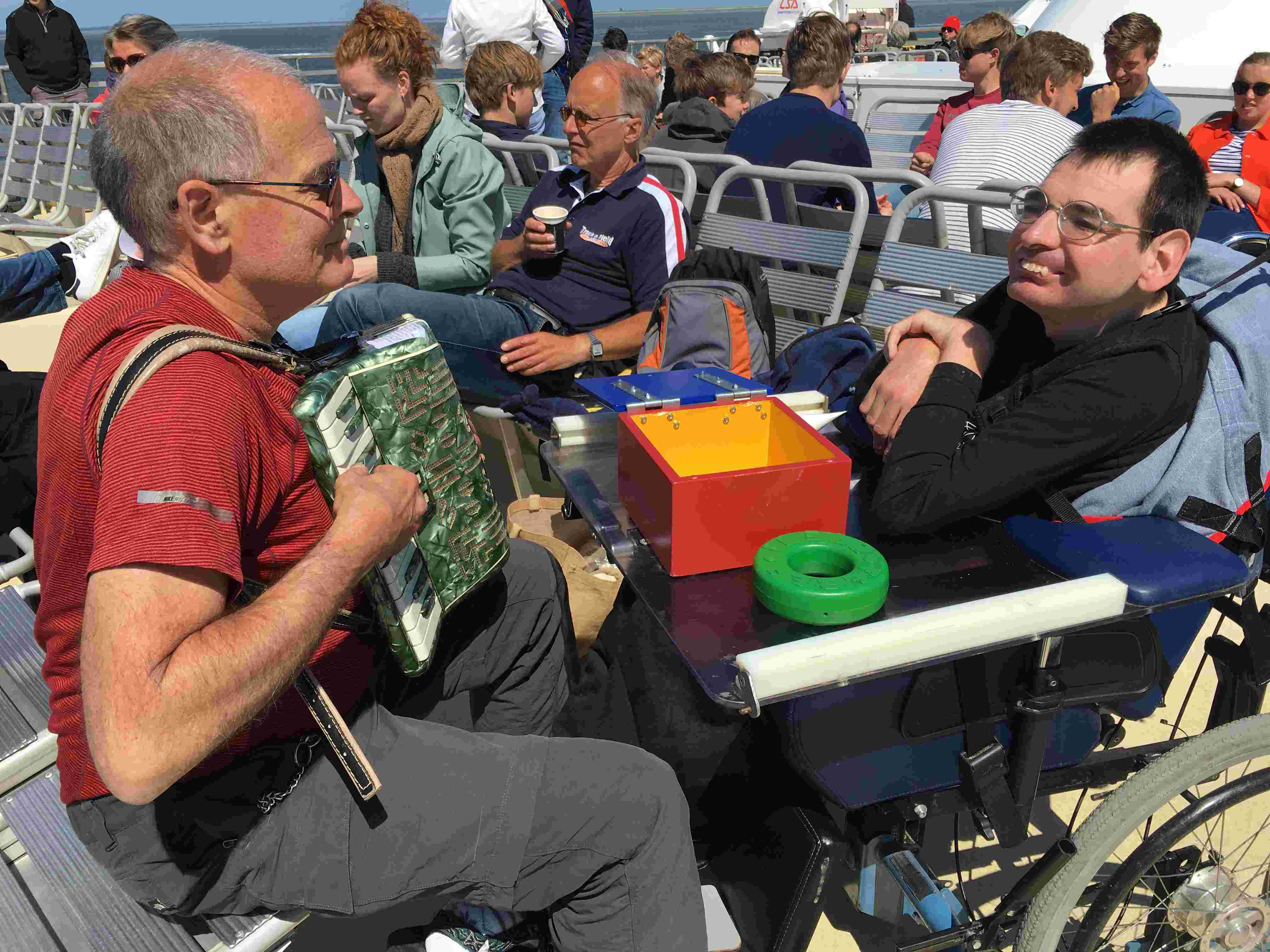 Vrijwilliger gezocht: Maak muziek en speel samen! 🎶🤗