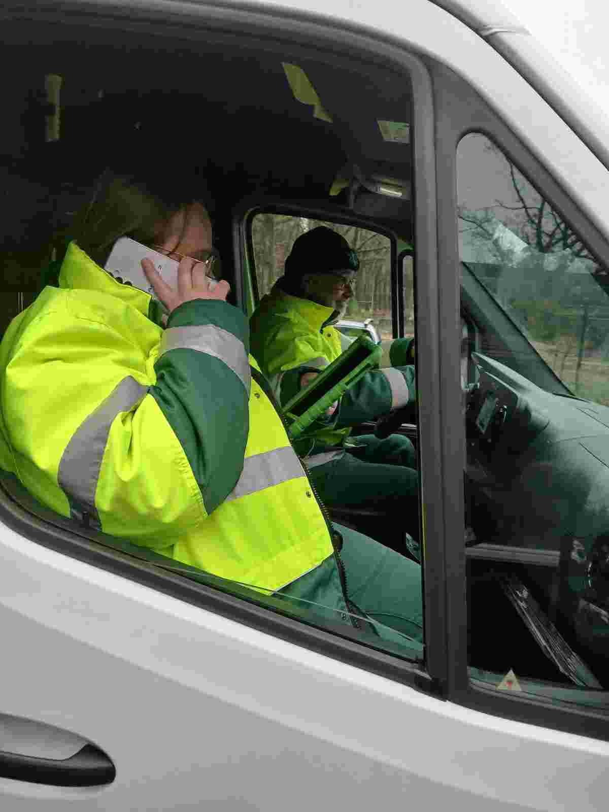 Co-driver/driver in the animal ambulance