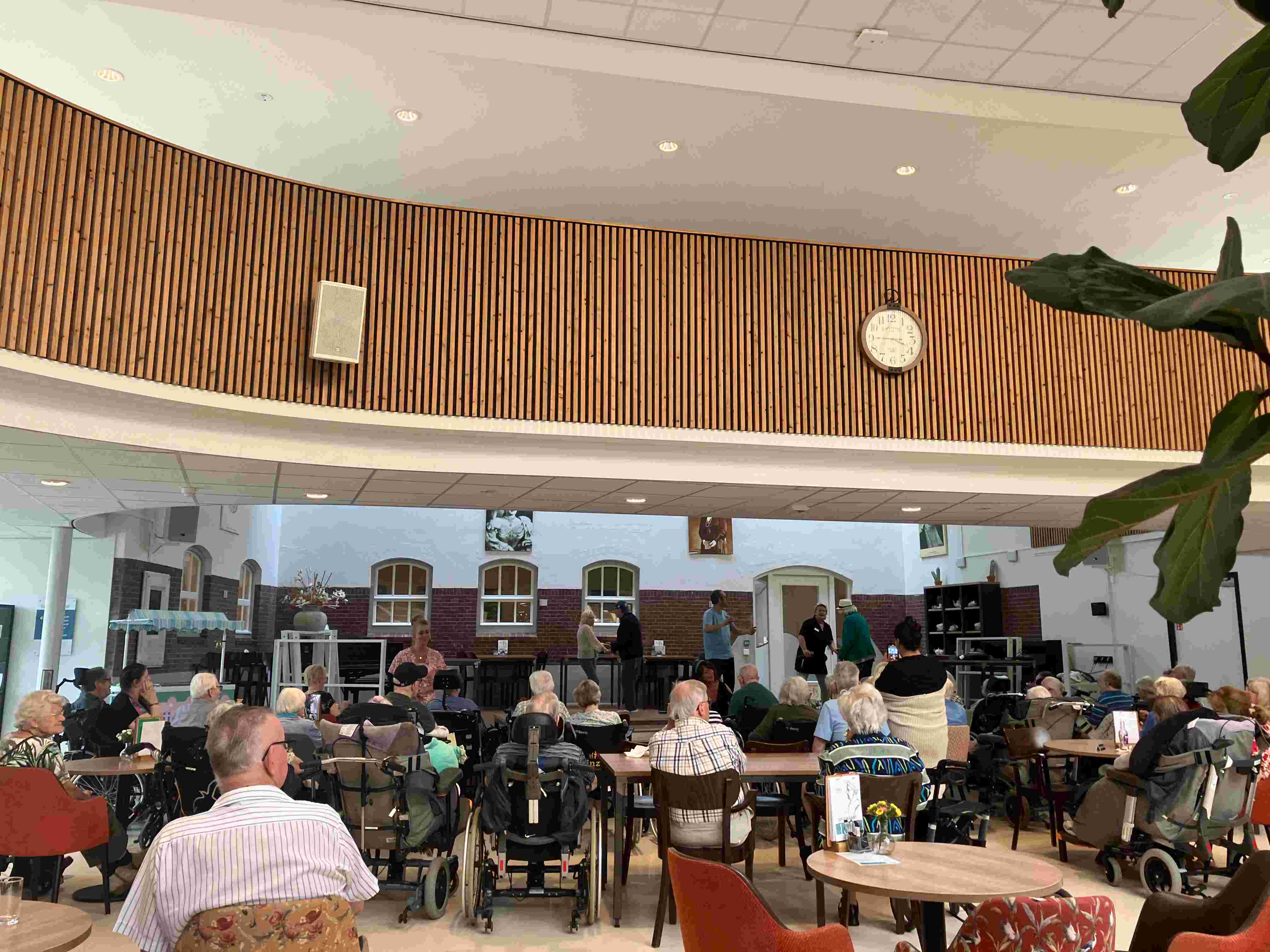 Help je mee bij het koor op maandagmiddag?