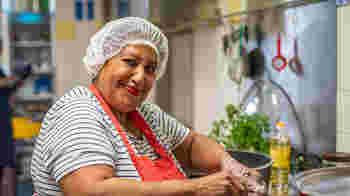 Het VrouwenBuurtLab zoekt een vrijwilliger om te helpen in de keuken