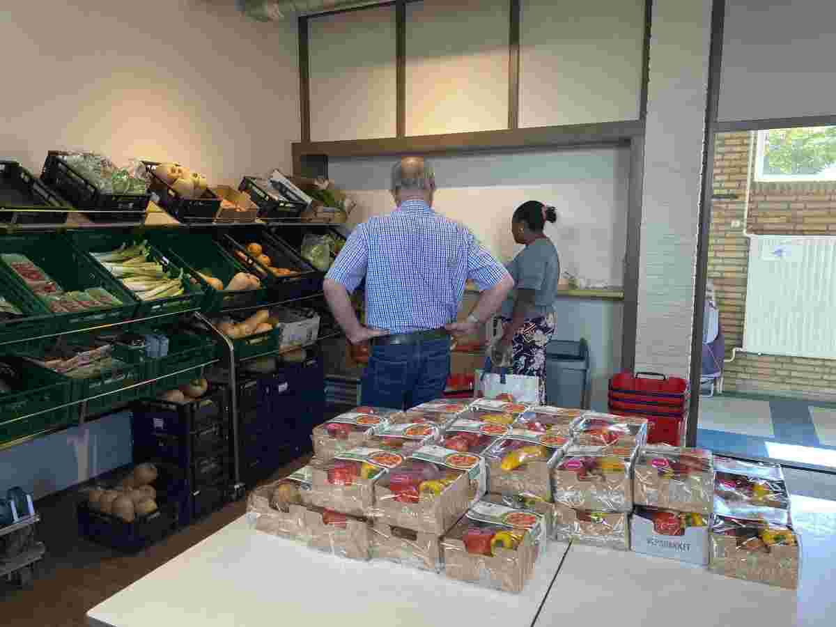 Help jij mee met onze winkel in te ruimen?