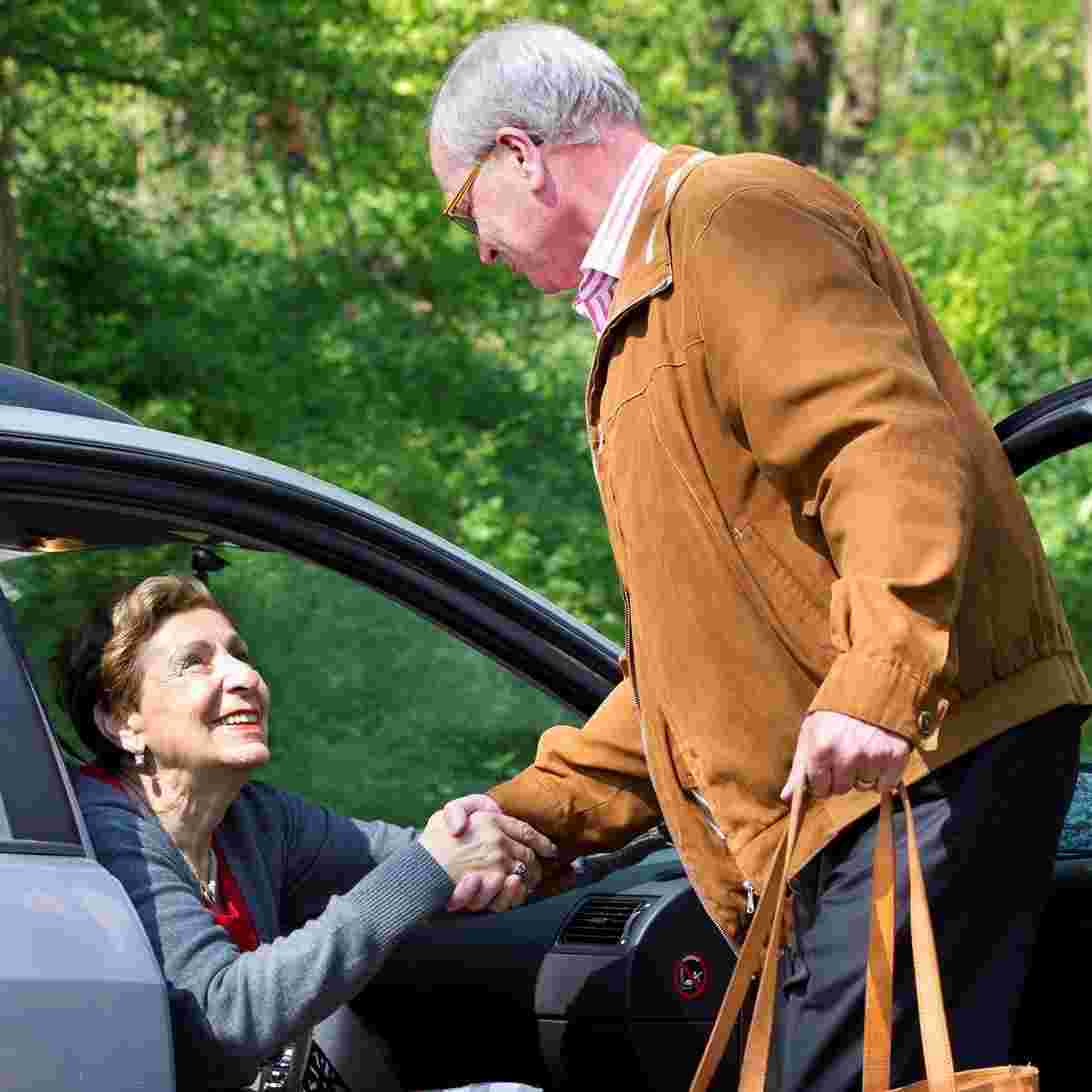 Chauffeurs met eigen auto 🚗 voor vervoersdienst van Welzijn Scheveningen!