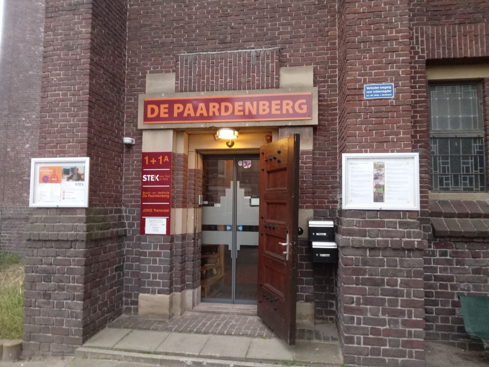 Wie helpt ons om te zorgen dat De Paardenberg er spik en span uitziet?