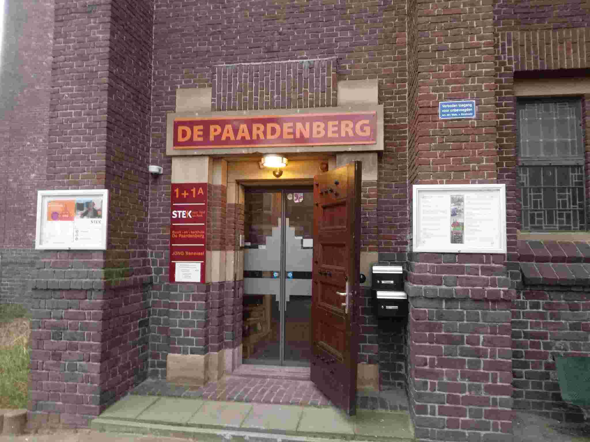 Who will help us ensure that De Paardenberg looks spick and span?