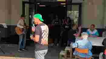 Ben jij een creatieve geest met een passie voor marketing en communicatie?