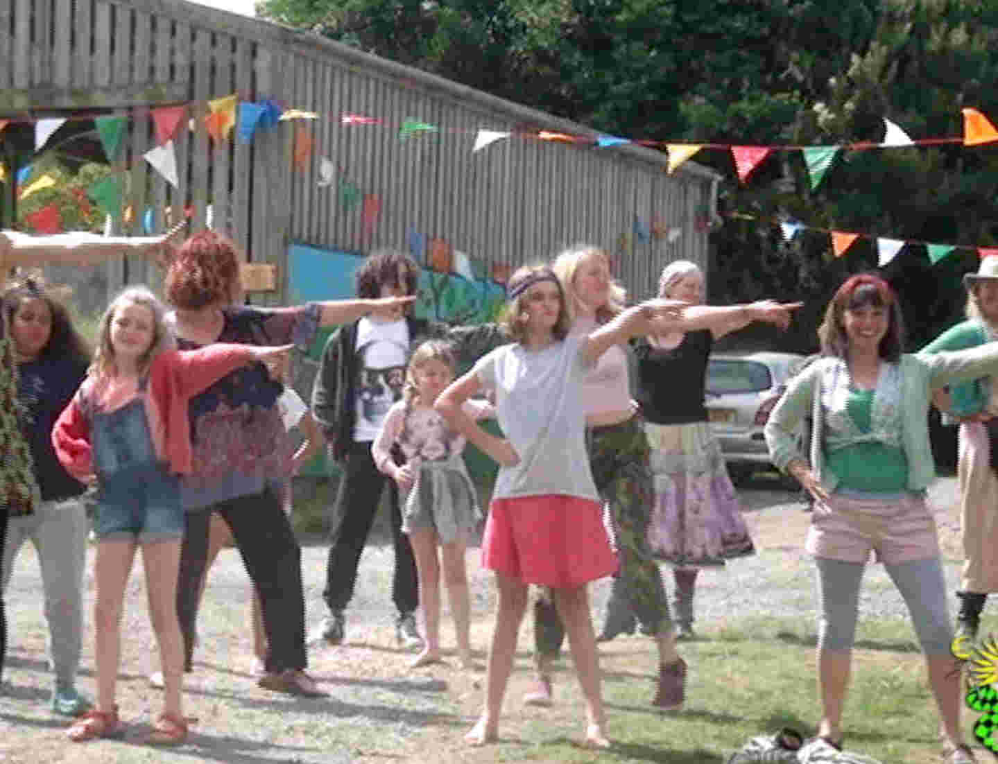 Children's World Creative Community!