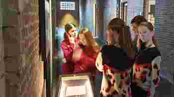 Nationaal Monument Oranjehotel zoekt Educatie Vrijwilligers