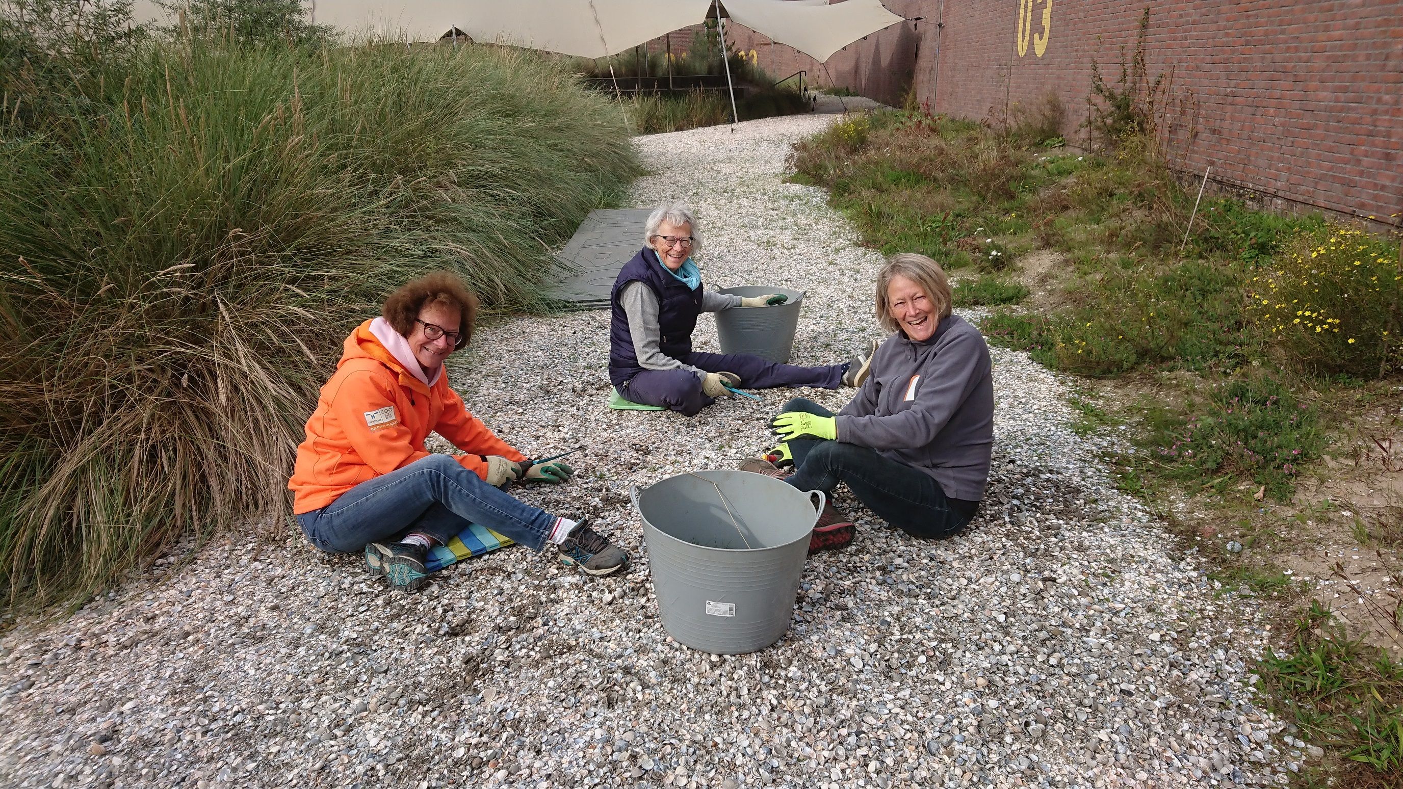 Oranjehotel zoekt vrijwilligers met groene vingers.