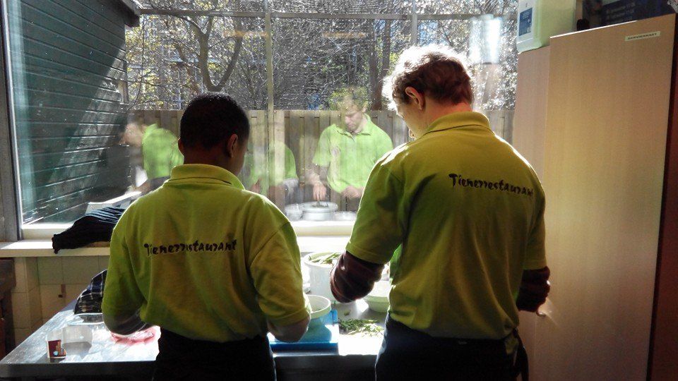 Help jij mee als kok bij het Tienerrestaurant van de Kinderwinkel?