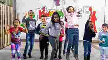 Vind jij het leuk om met kinderen te werken, te sporten?