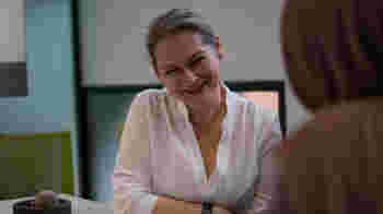 Volunteer Retail Assistant