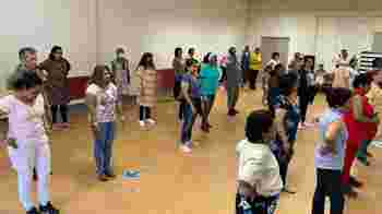 Jij gek op dansen en/of bewegen? Kom dat bij ons verzorgen!