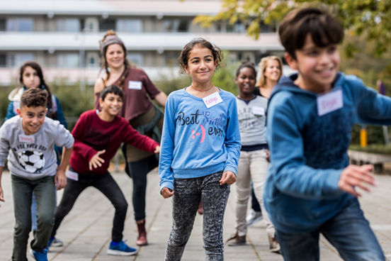 Begeleiders gezocht voor de Zomerschool van IMC on Tour 