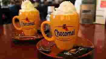 Arjan is looking for a young man to do something fun with.