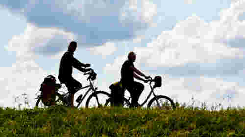 Who is coming especially for Frits?