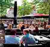 Samen mannendingen doen zoals vroeger