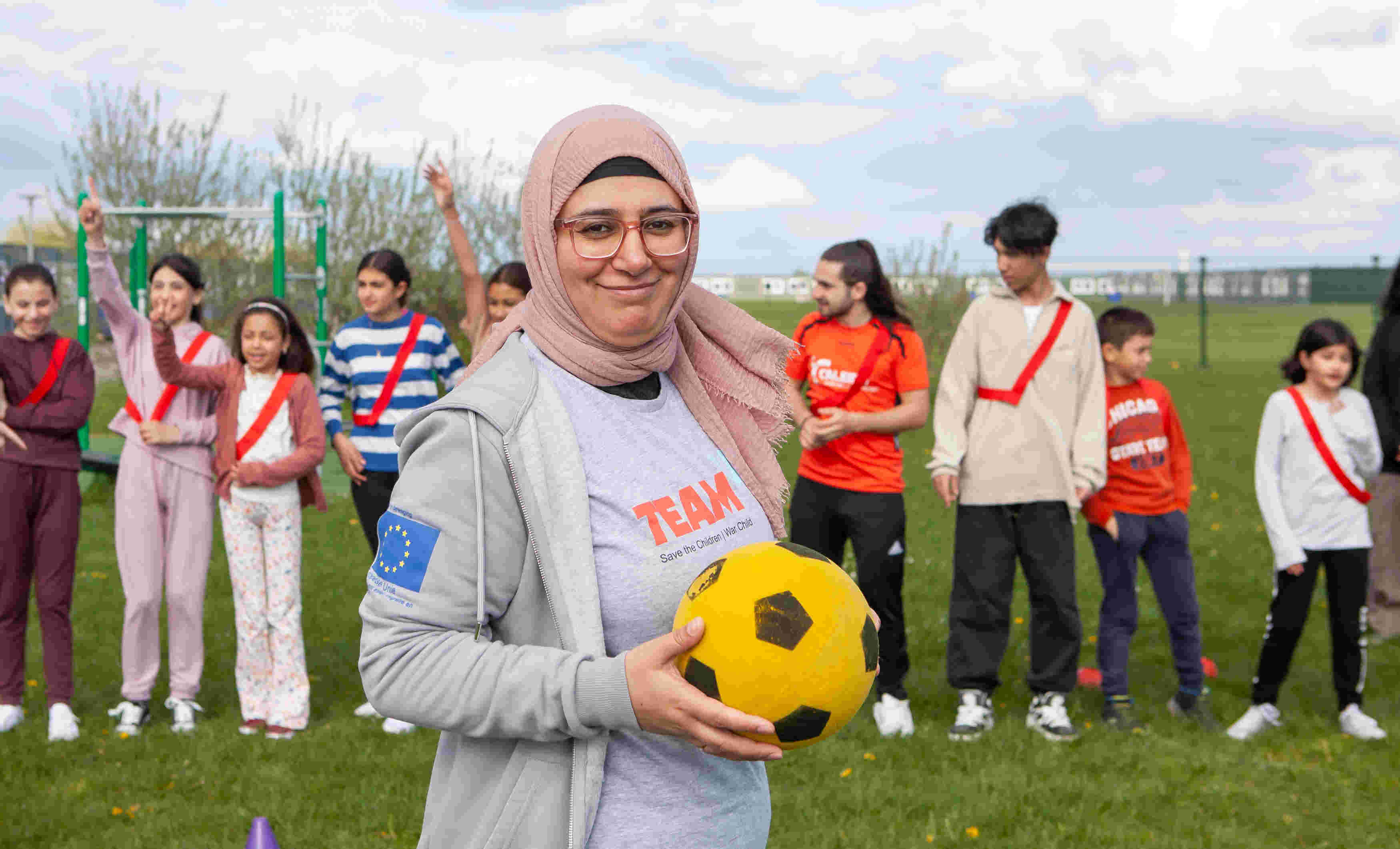 Help gevluchte kinderen door spel en beweging