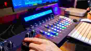 Ben jij een creatieve en hands-on video/audio alleskunner?