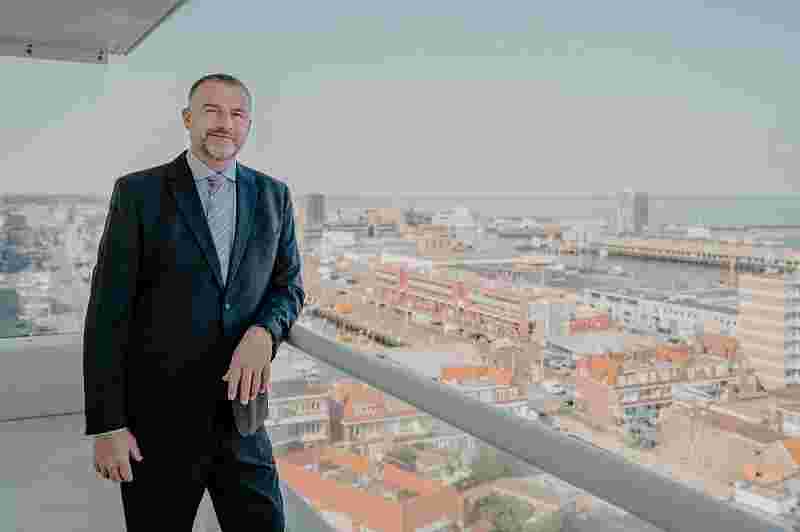 Pieter Scholten als voorzitter MKB Den Haag Pieter Scholten - Voorzitter MKB Den Haag