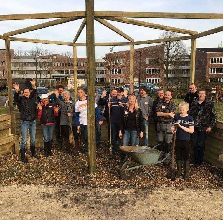 Kom je ook helpen onze wijkontmoetingstuin  netjes te houden?