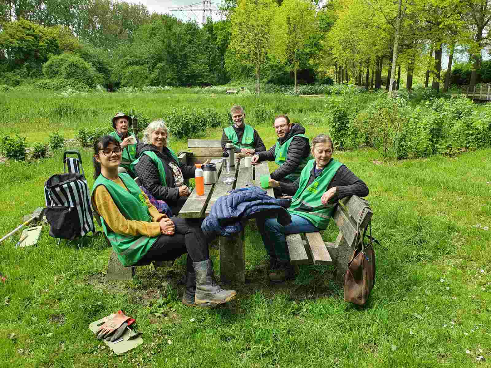 Wil jij ook gezellig buiten in de natuur werken ?
