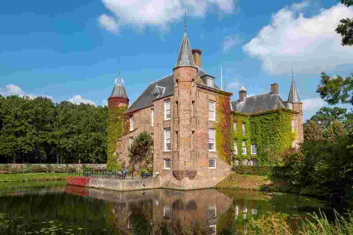 Gastvrouw/gastheer Slot Zuilen