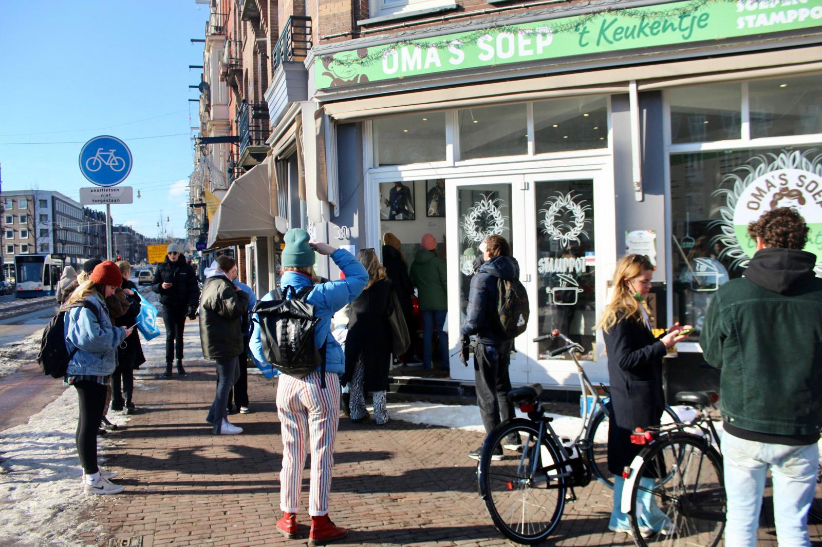 Visit elderly in your neighborhood and help us fight loneliness! 