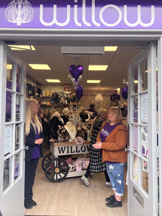 Volunteer Retail Assistant