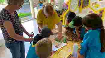 Children's Bee Activity Assistant