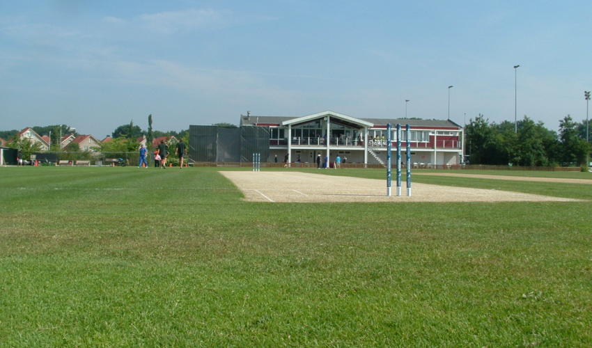 Lekker buiten aan de slag bij Salland Cricket Club