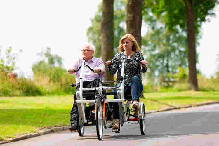Wie wil met onze deelnemers af en toe een ritje maken op onze duo-fiets?