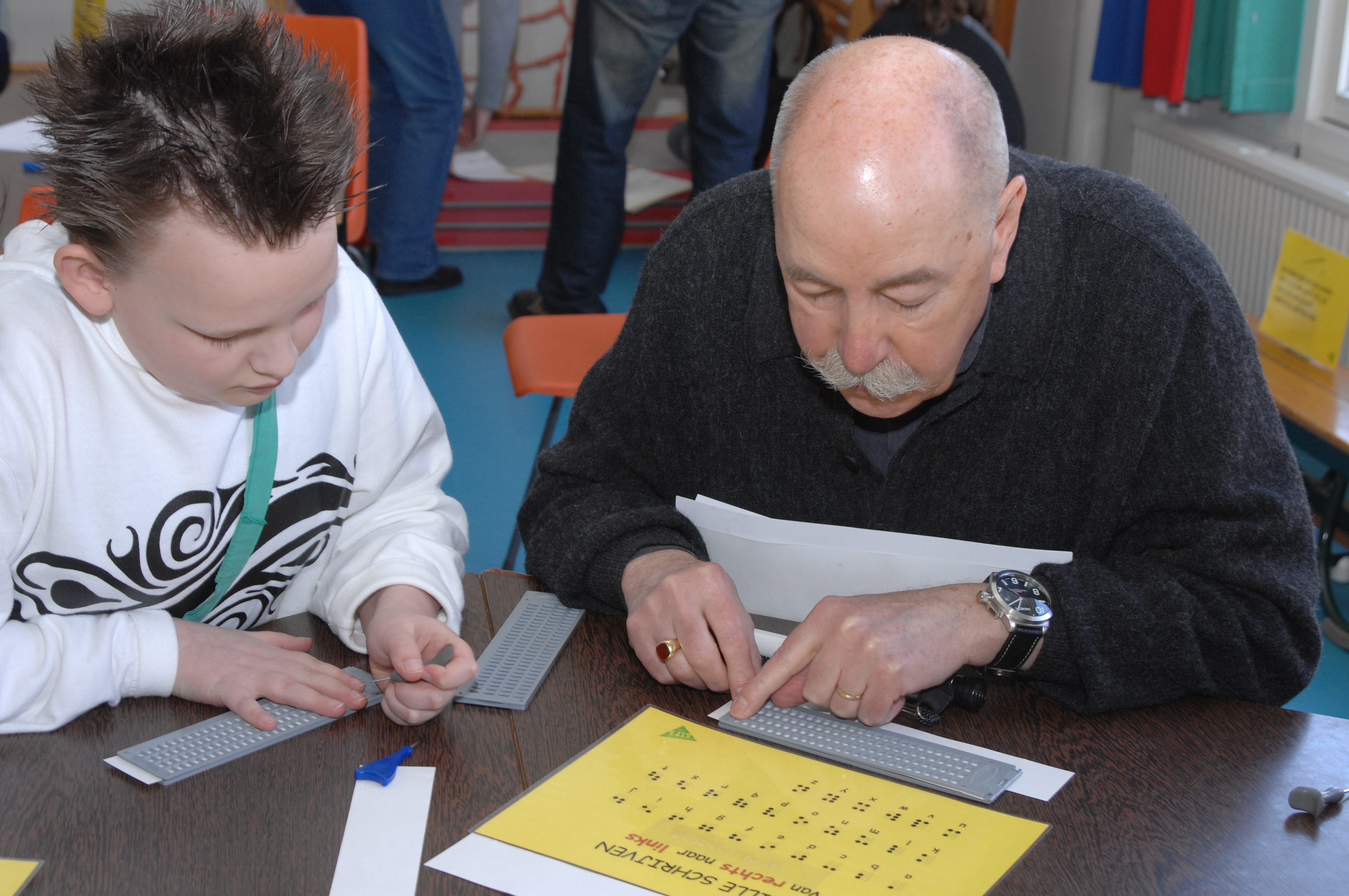 collega met een lichamelijke beperking