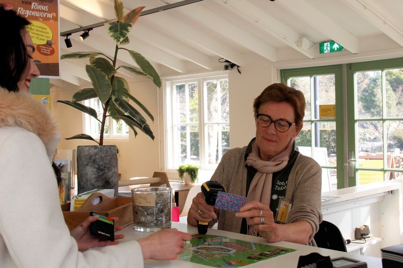 Baliemedewerker voor het weekeinde