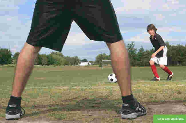 Mag deze jongen bij jou zijn Nederlands verbeteren?