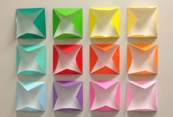 origami in kleuren van de regenboog