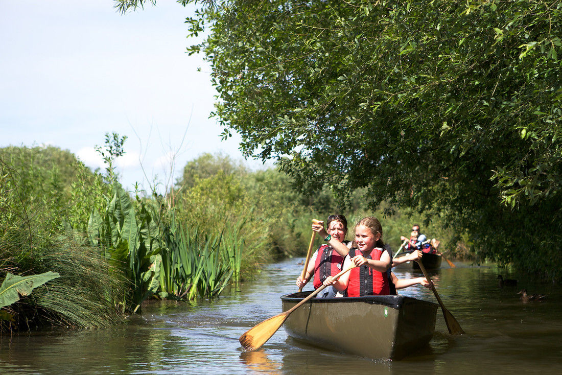 Canoe Safari Support Volunteer