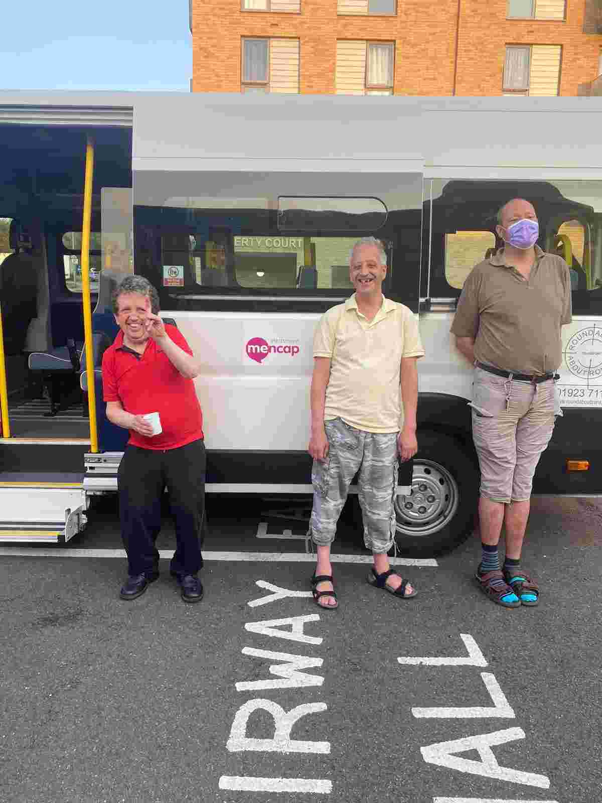 Enjoy a singsong! Volunteer at Hertsmere Mencap & join our Mini Bus Drivers rota