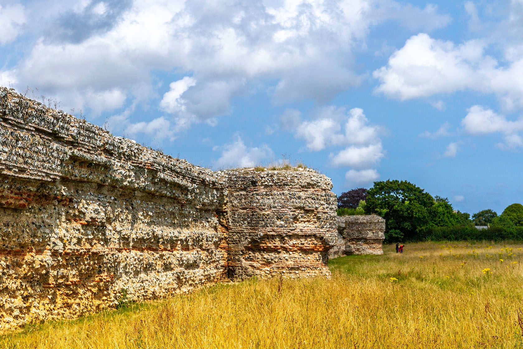 Tour Guide - Burgh Castle Fort