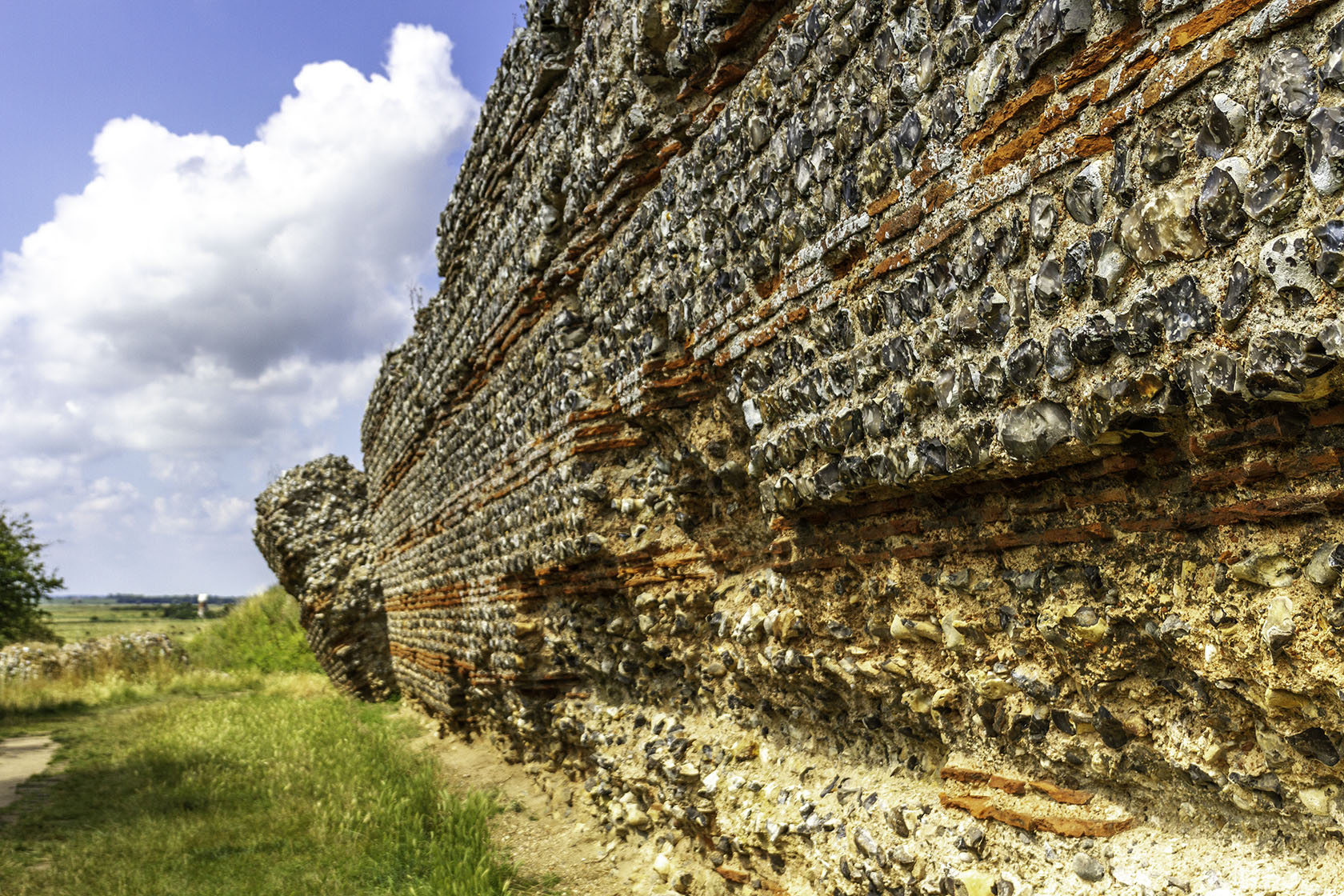 Schools Guide - Burgh Castle Fort