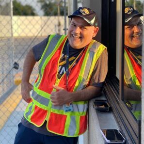 Retail and Trading Warehouse Volunteer