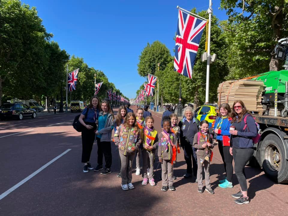 Unit Helper - Radlett & District Girlguiding