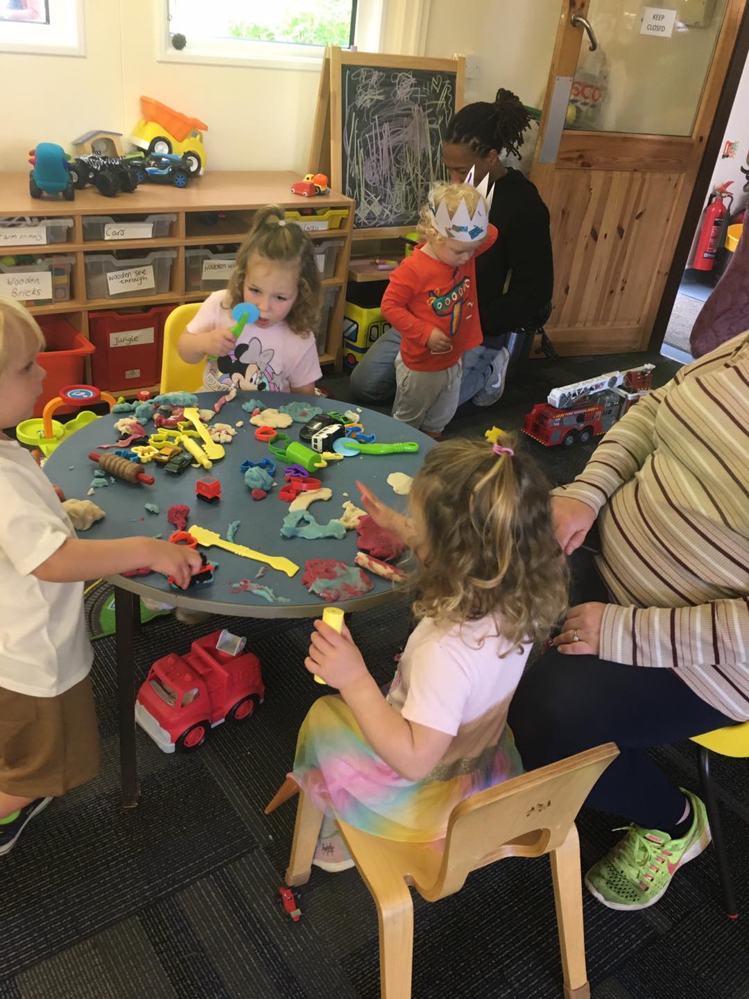 toddler group volunteer