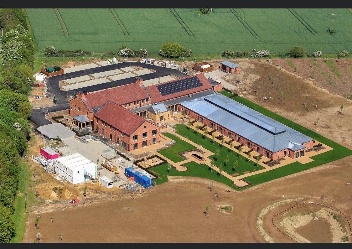 Meet and Greet Volunteers at The New Priscilla Bacon lodge 