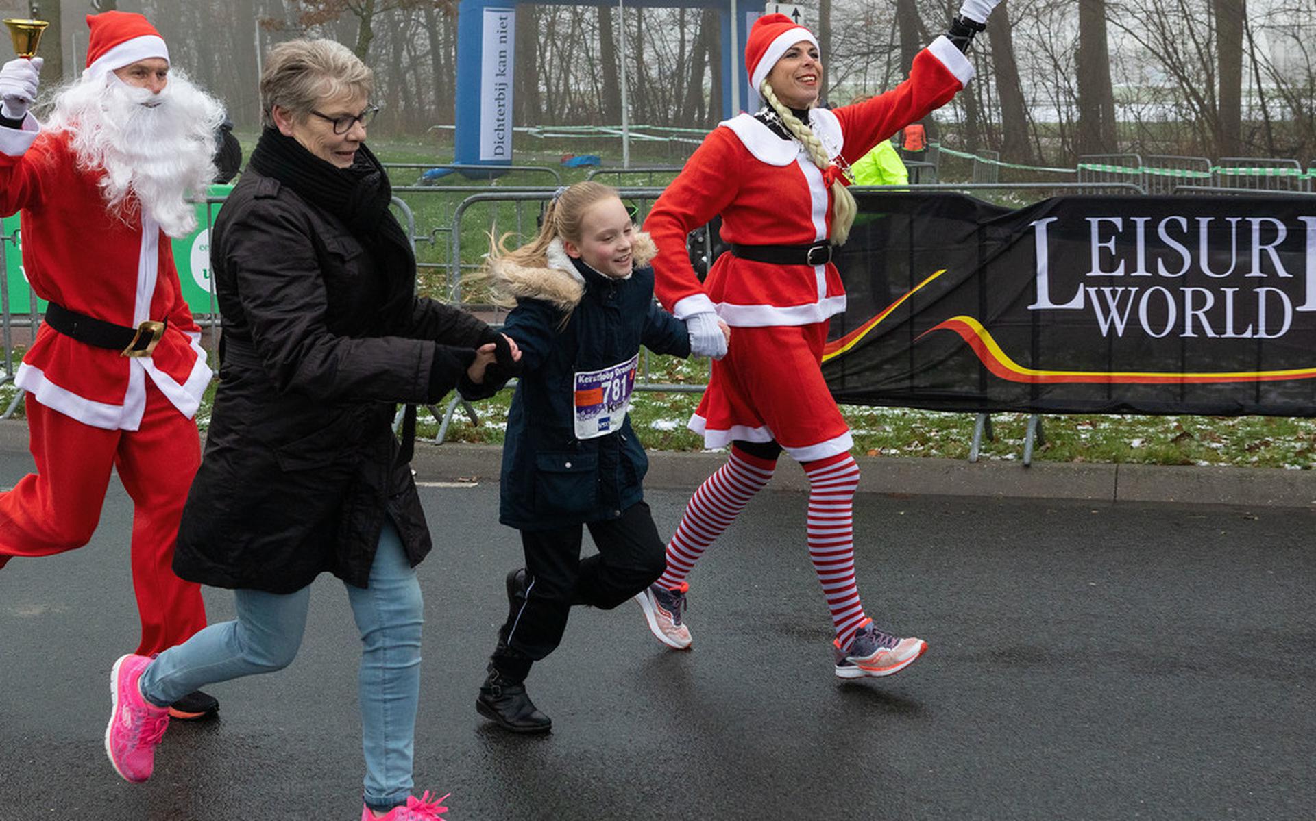 Kerstrun Oldemarkt zaterdagmiddag 16 december 2023