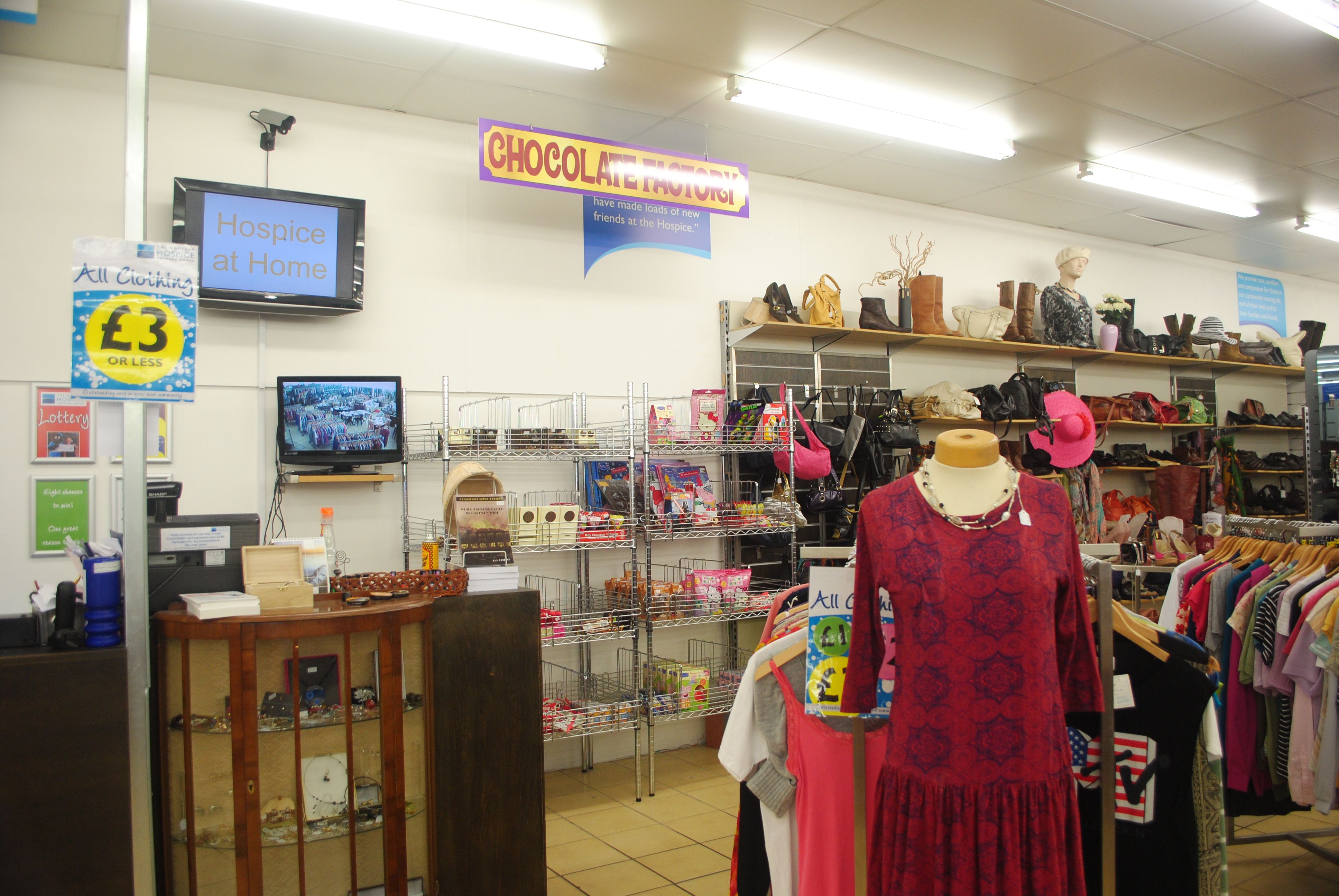 Shop assistant - King's Lynn St Nicholas