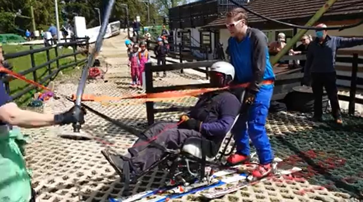 Non-Skiing role (loading)