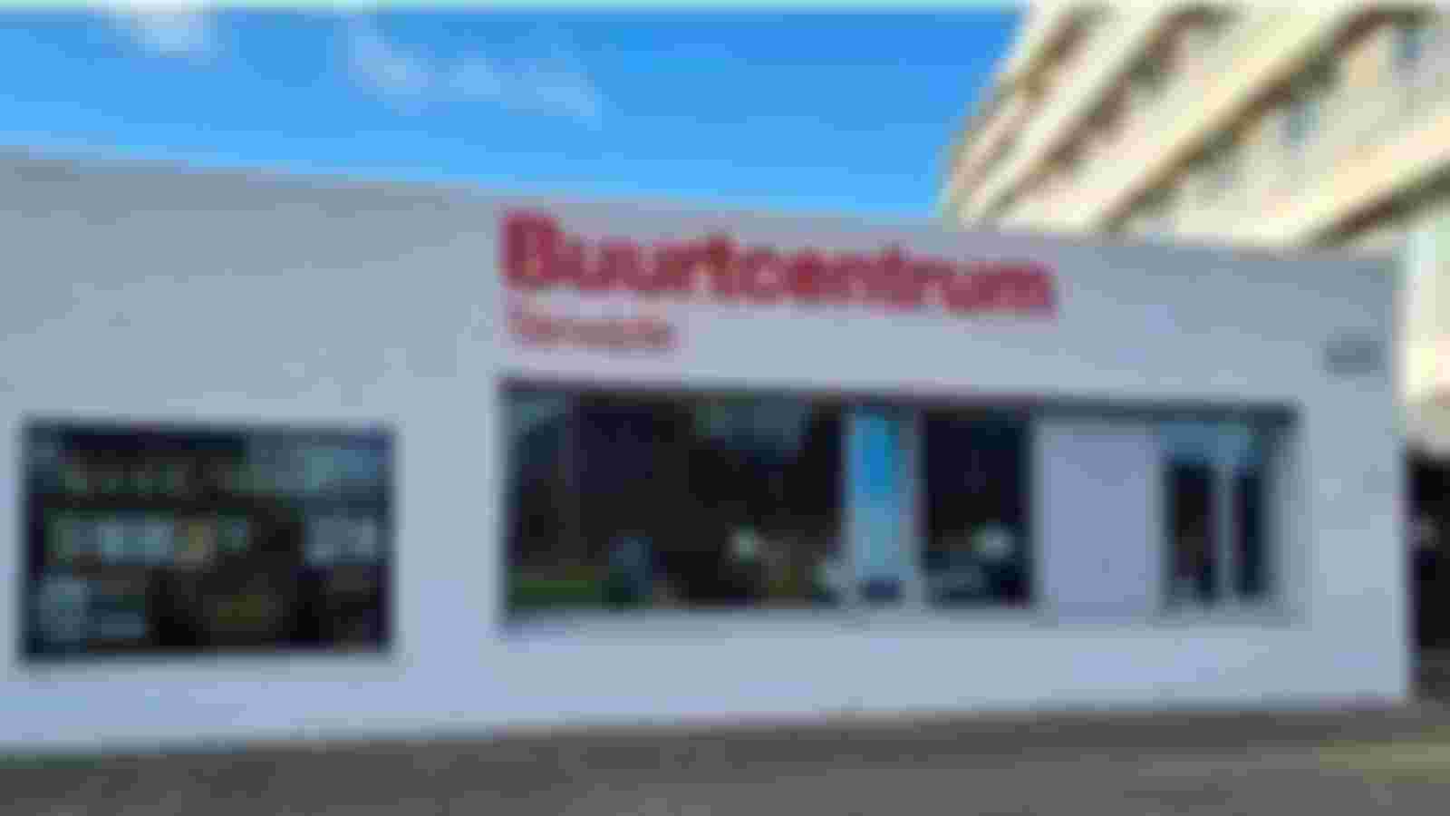 Medewerker Papiercafe Terwijde op maandagmorgen